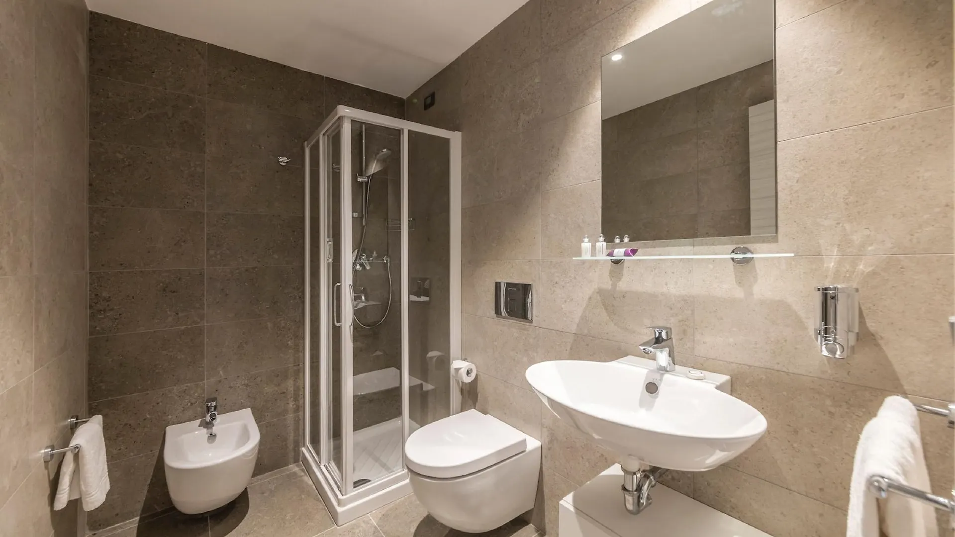 Hotel Camplus Palermo Normanni - Casa Per Ferie