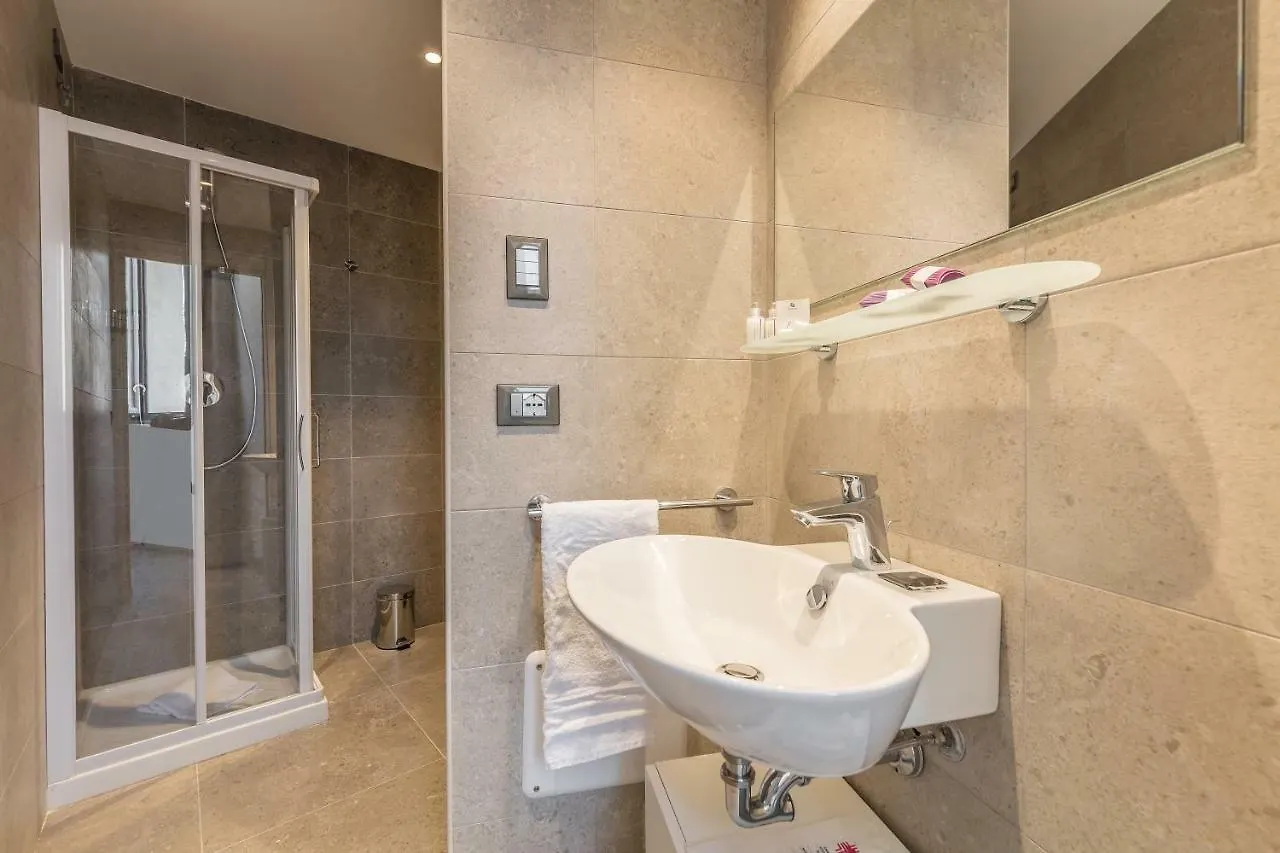 Camplus Palermo Normanni - Casa Per Ferie 3*,