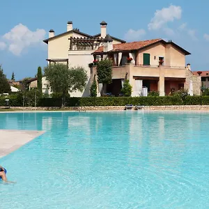 residence-garda-resort-village.hotelinveneto.com/