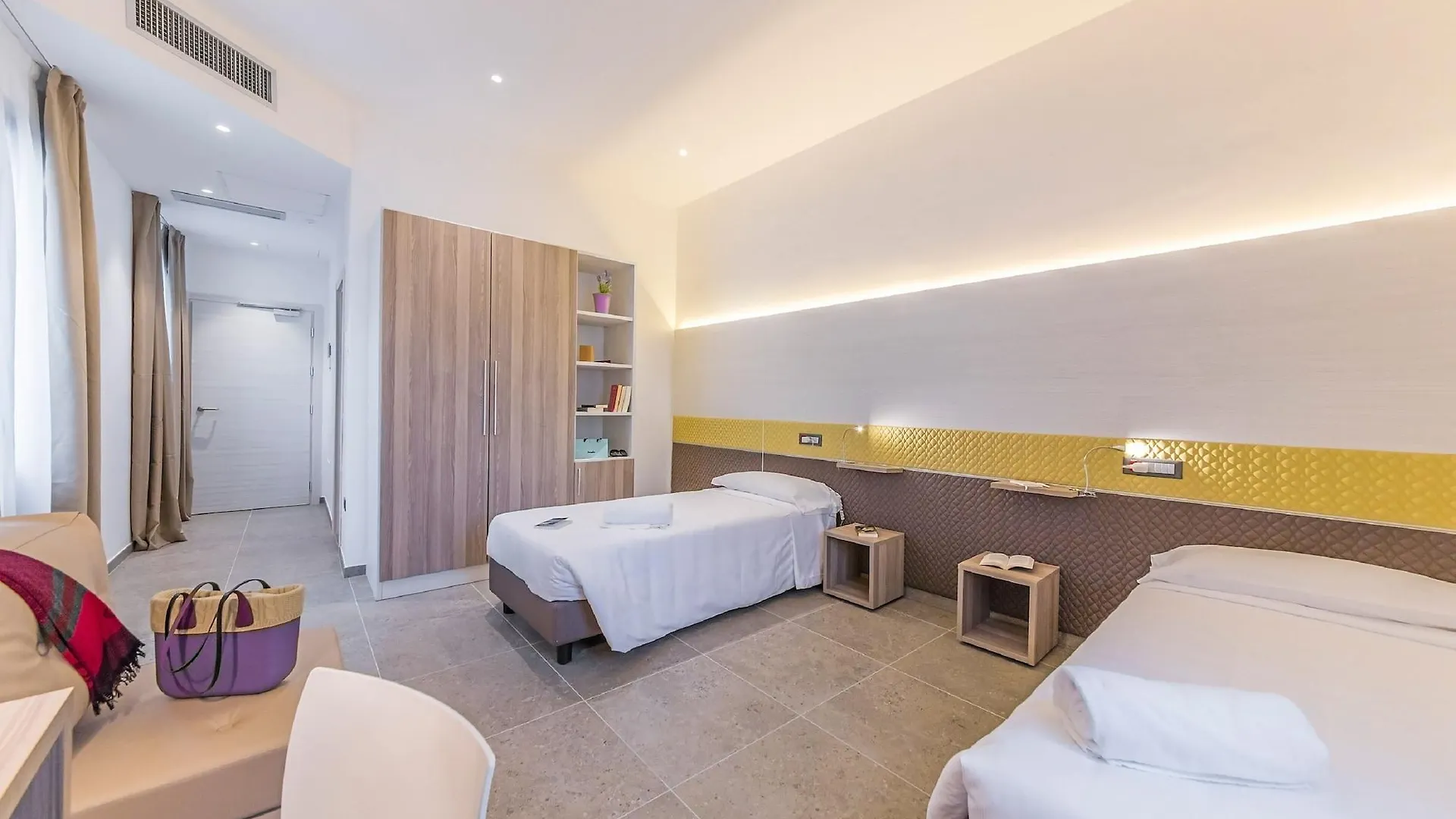 Hotel Camplus Palermo Normanni - Casa Per Ferie