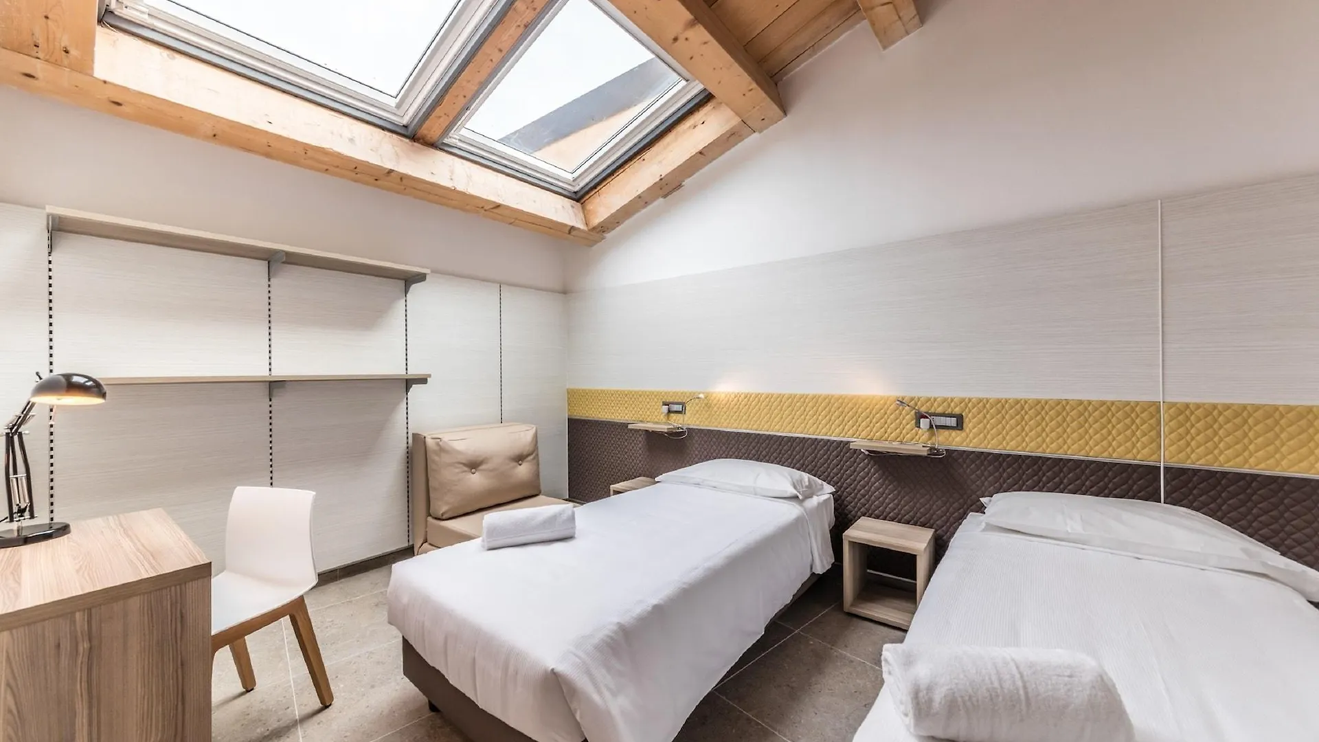 Camplus Palermo Normanni - Casa Per Ferie 3*,  Italia