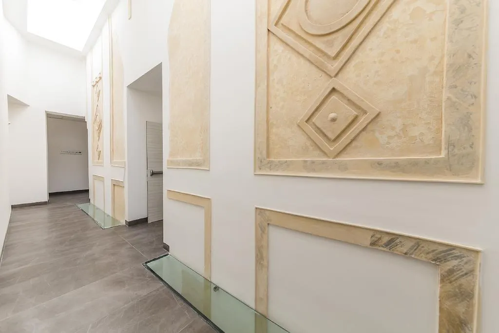 Camplus Palermo Normanni - Casa Per Ferie 3*,