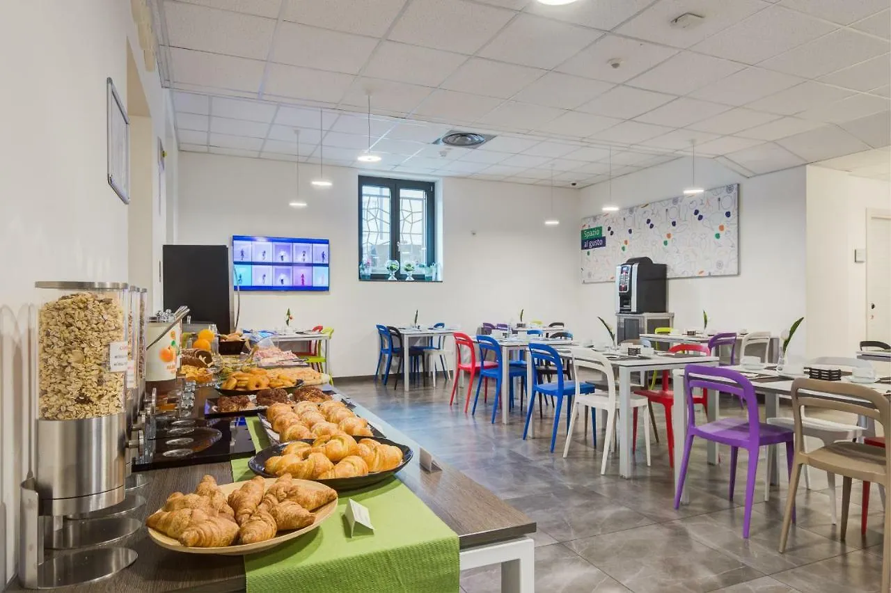 Camplus Palermo Normanni - Casa Per Ferie 3*,  Italia