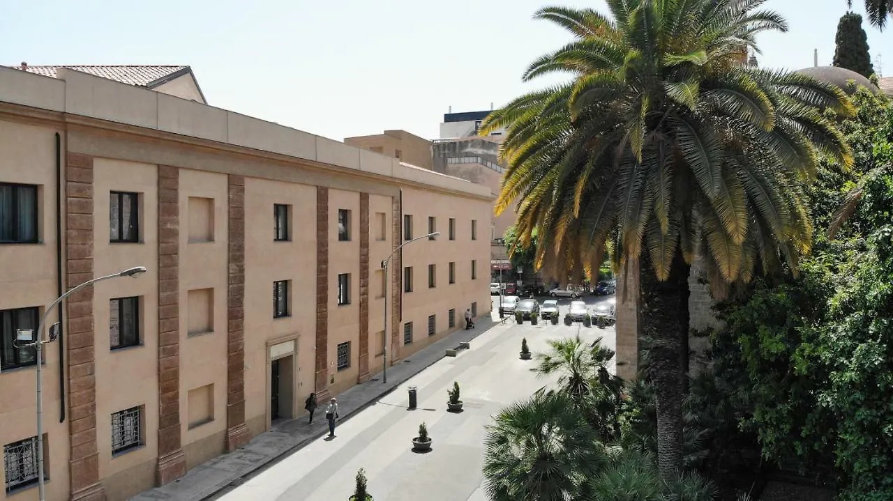 Camplus Palermo Normanni - Casa Per Ferie 3*,
